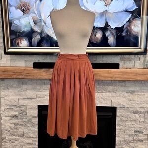 🌟3 for $25🌟 Knee length dusty rose pleated skirt